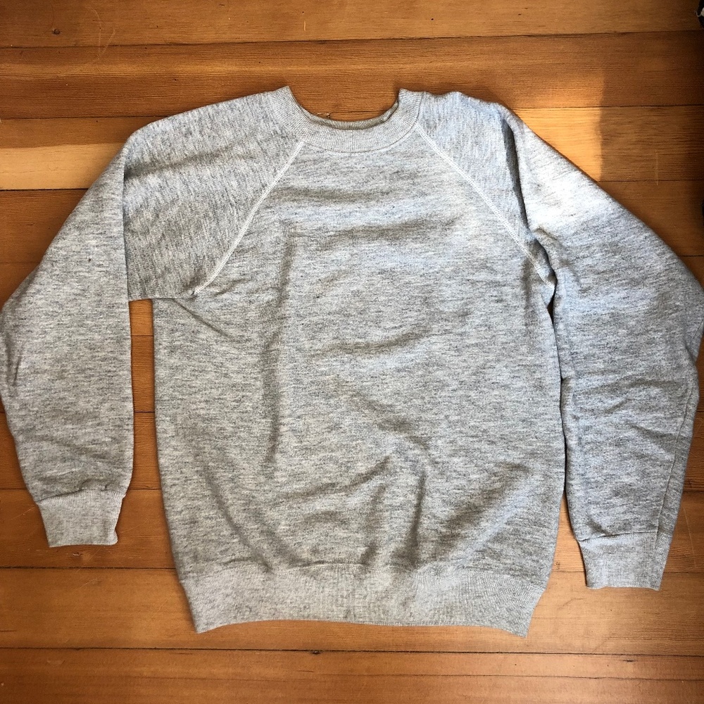 Vintage gray Hanes crewneck sweatshirt